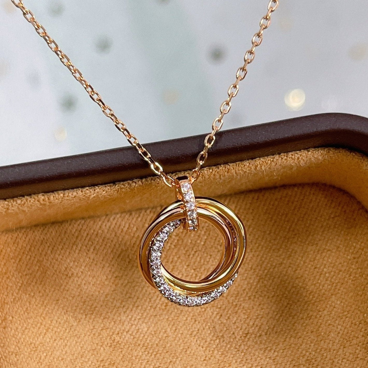 [⭐Novea]TRINITY NECKLACE SILVER GOLD PINK GOLD DIAMONDS
