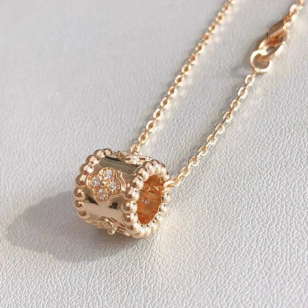 [⭐Novea]PERLEE PEDANT NECKLACE GOLD / ROSE GOLD