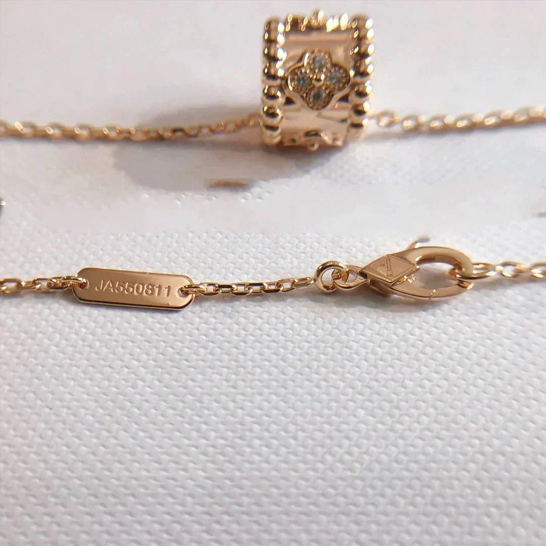 [⭐Novea]PERLEE PEDANT NECKLACE GOLD / ROSE GOLD
