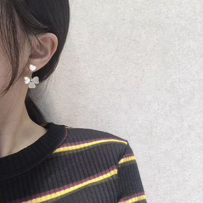 [⭐Novea]CLOVER SWEET WHITE MOP EARRINGS