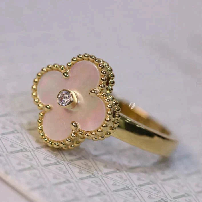 [⭐Novea]CLOVER PINK MOP RING GOLD DIAMOND