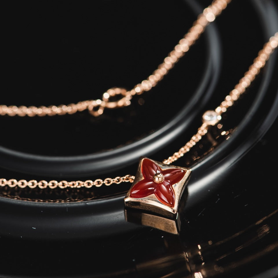 [⭐Novea]STAR NECKLACE PINK GOLD 1 DIAMOND