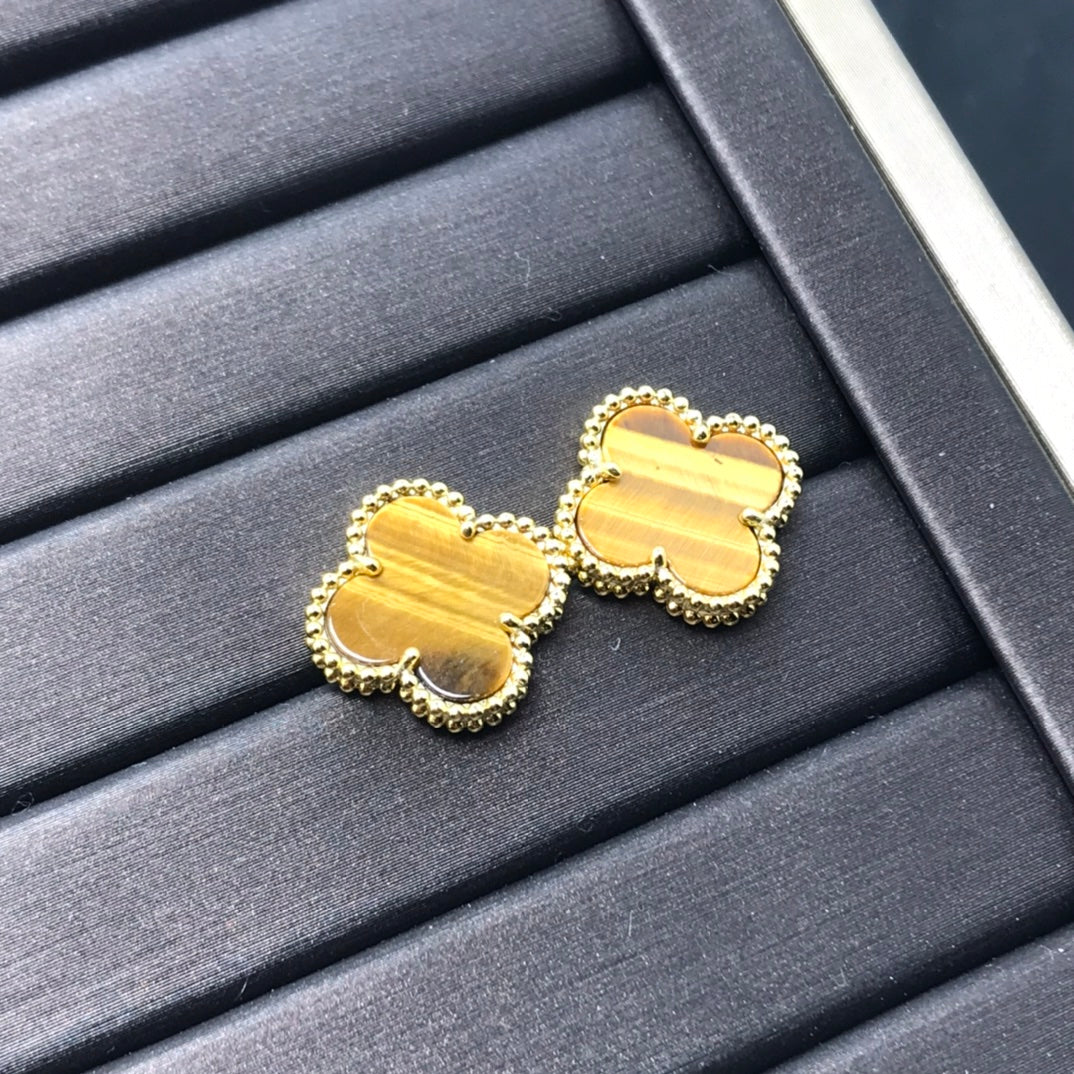 [⭐Novea]CLOVER MEDIUM 1 MOTIFS TIGER EYE EARRINGS