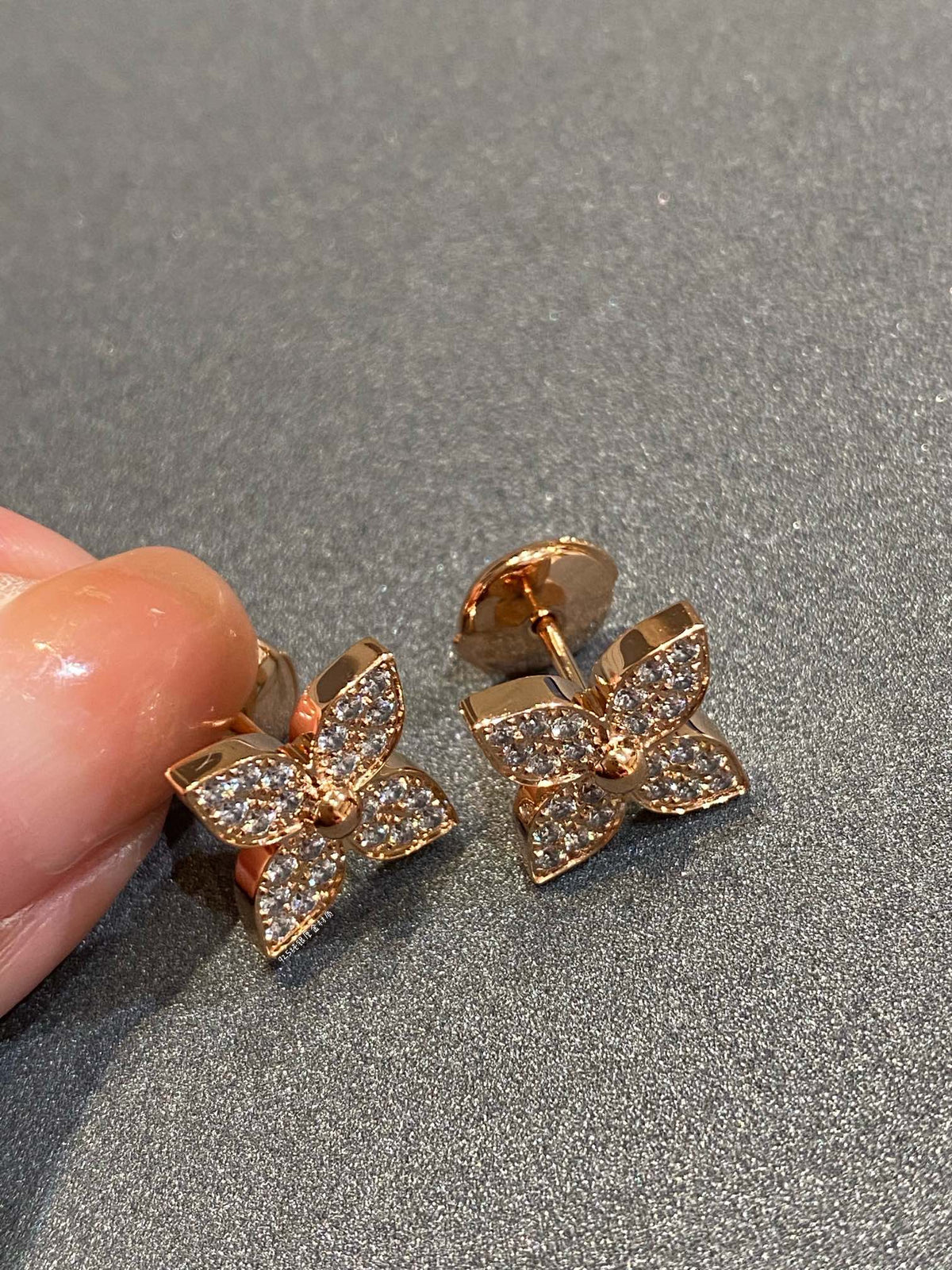 [⭐Novea]STAR DIAMOND EARRINGS