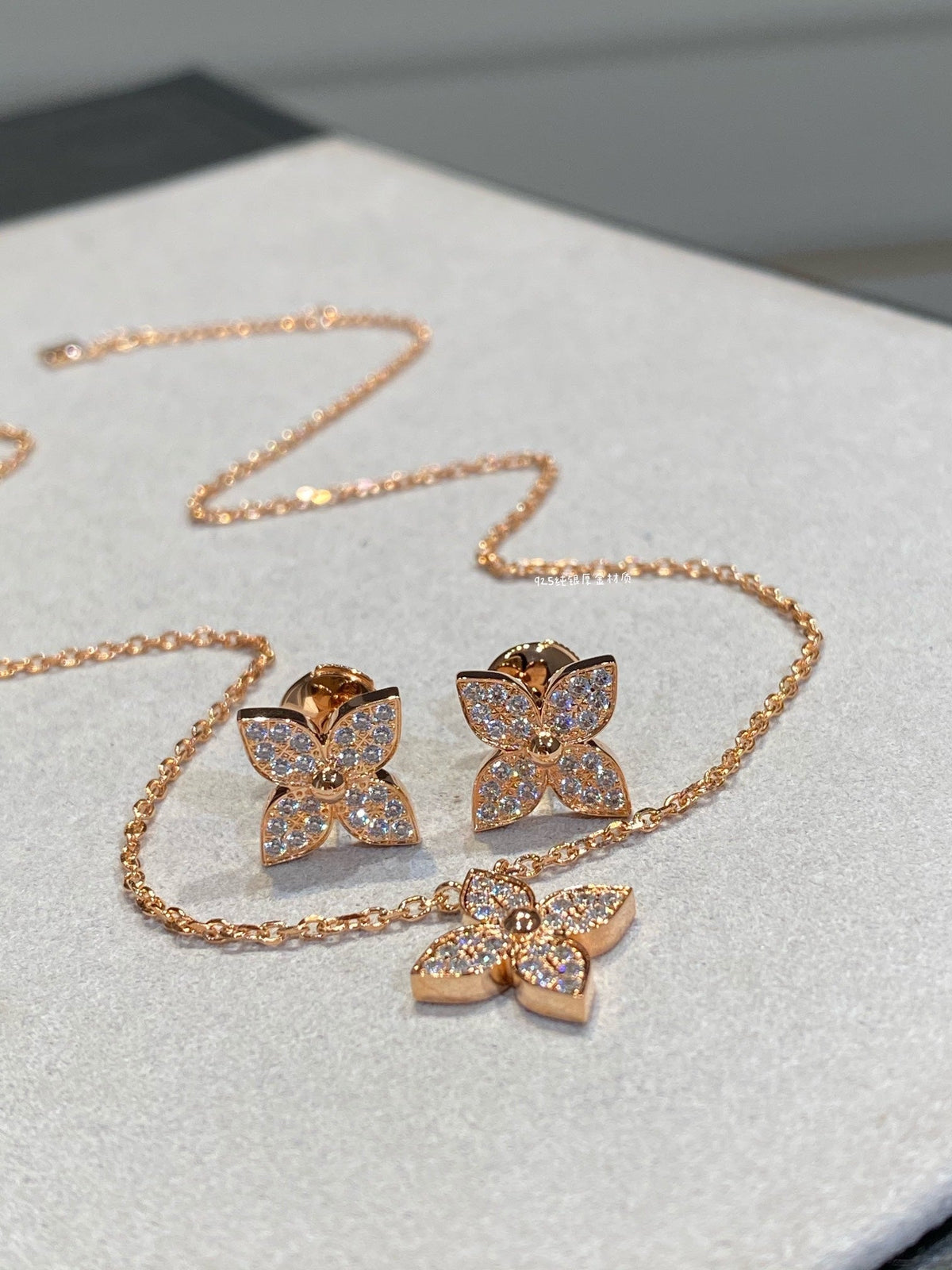 [⭐Novea]STAR DIAMOND NECKALCE