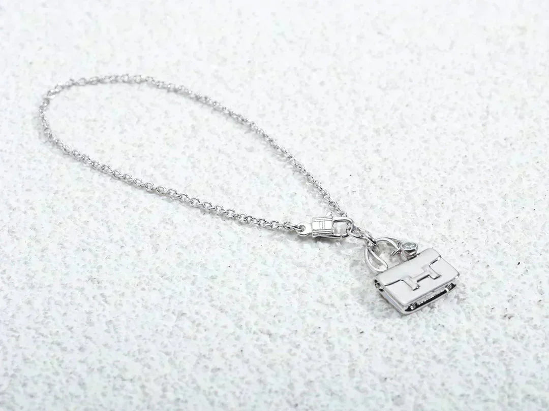 [⭐Novea]AMULETTE PEDANT SILVER NECKLACE