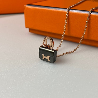 [⭐Novea]CONSTANCE BLACK PEDANT PINK GOLD NECKLACE