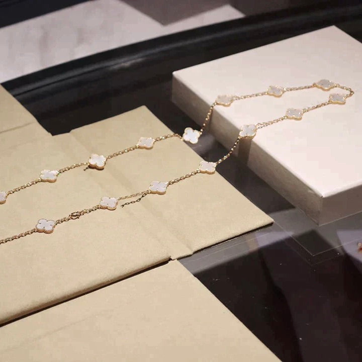 [⭐Novea]CLOVER 20 MOTIFS WHITE MOP NECKLACE