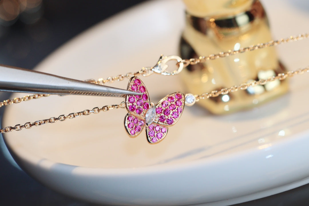 [⭐Novea]BUTTERFLY RED DIAMOND ROSE GOLD NECKLACE