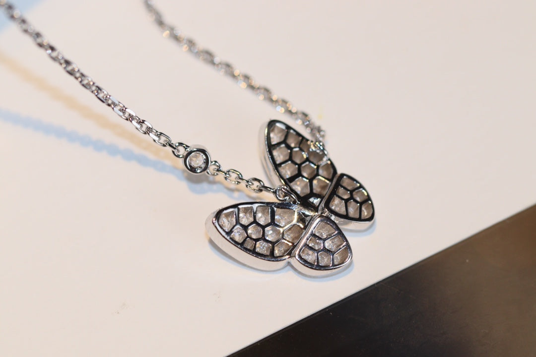 [⭐Novea]BUTTERFLY DIAMOND NECKLACE