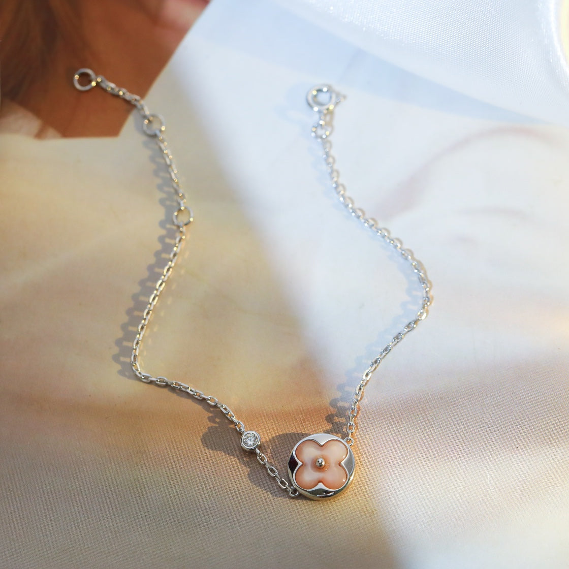 [⭐Novea]SUN MOTIF PINK MOP SILVER BRACELET