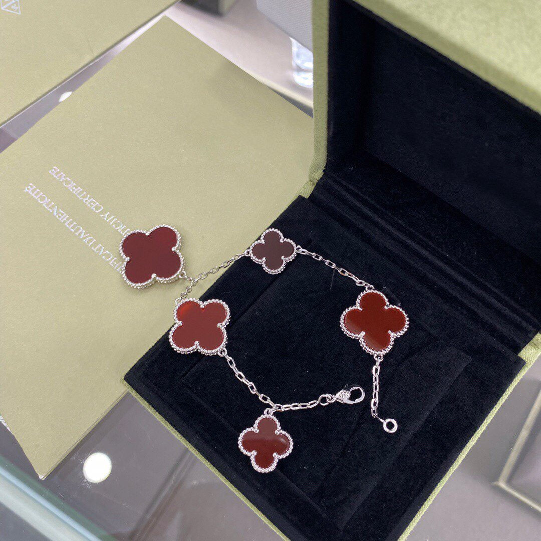 [⭐Novea]CLOVER 5 MOTIFS SIVLER CARNELIAN BRACELET
