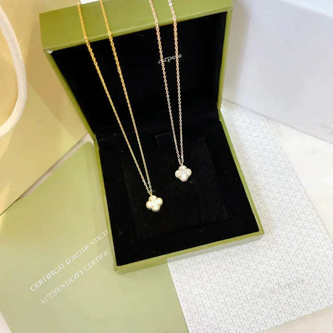 [⭐Novea]CLOVER MINI 9.5MM WHITE MOTHER-OF-PEARL NECKLACE