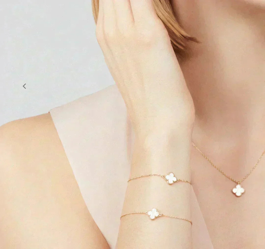 [⭐Novea]CLOVER MINI 9.5MM WHITE MOTHER-OF-PEARL NECKLACE