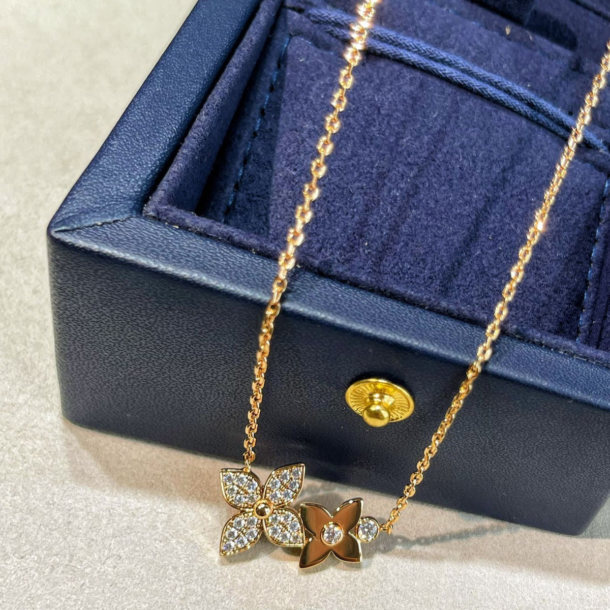 [⭐Novea]STAR BLOSSOM NECKLACE PINK GOLD DIAMONDS
