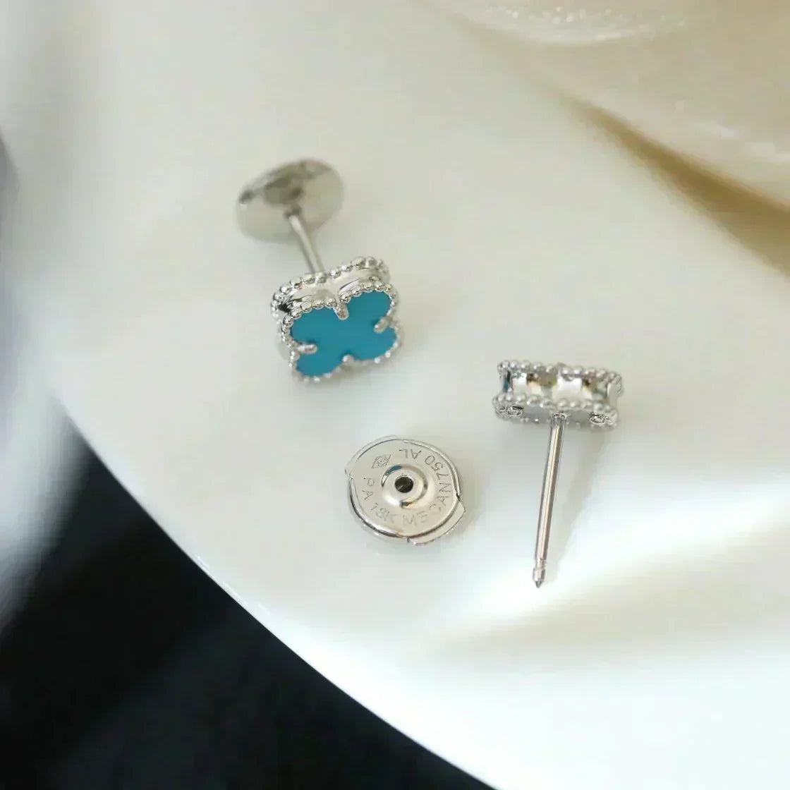 [⭐Novea]CLOVER MINI 9.5MM ONYX STUD EARRINGS SILVER