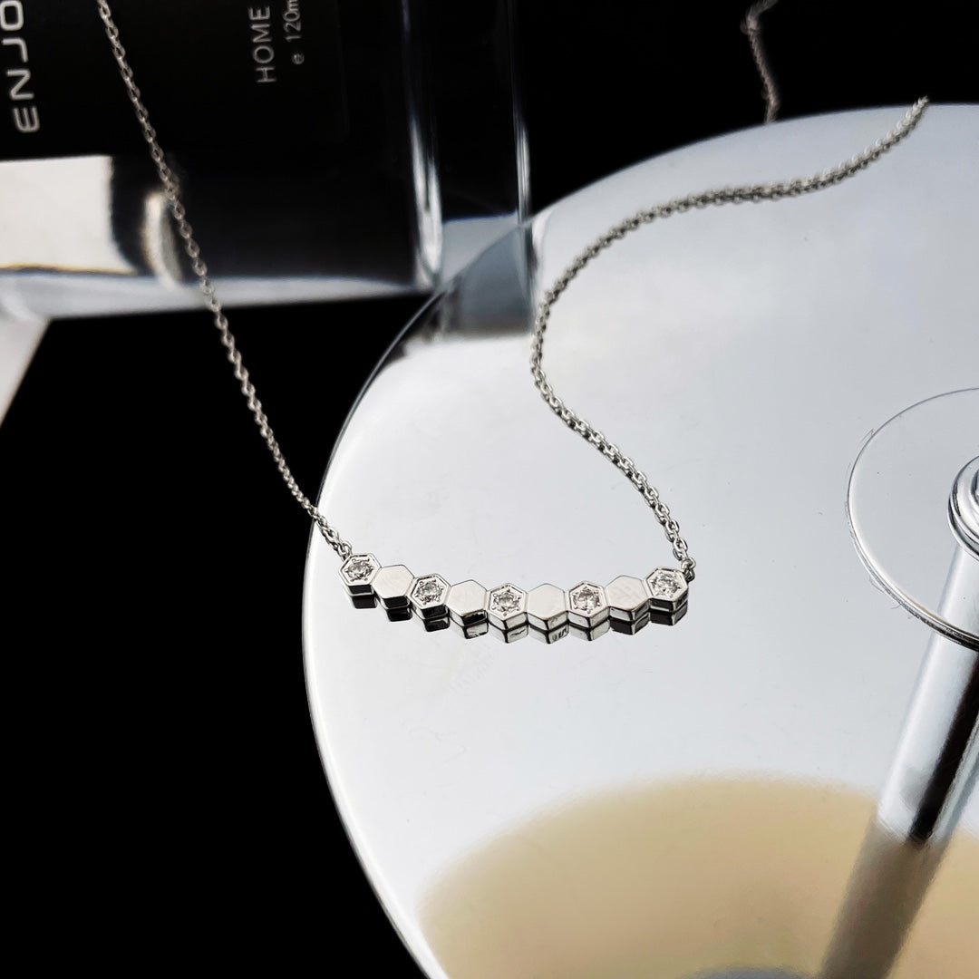[⭐Novea]BEE MY LOVE DIAMOND NECKLACE