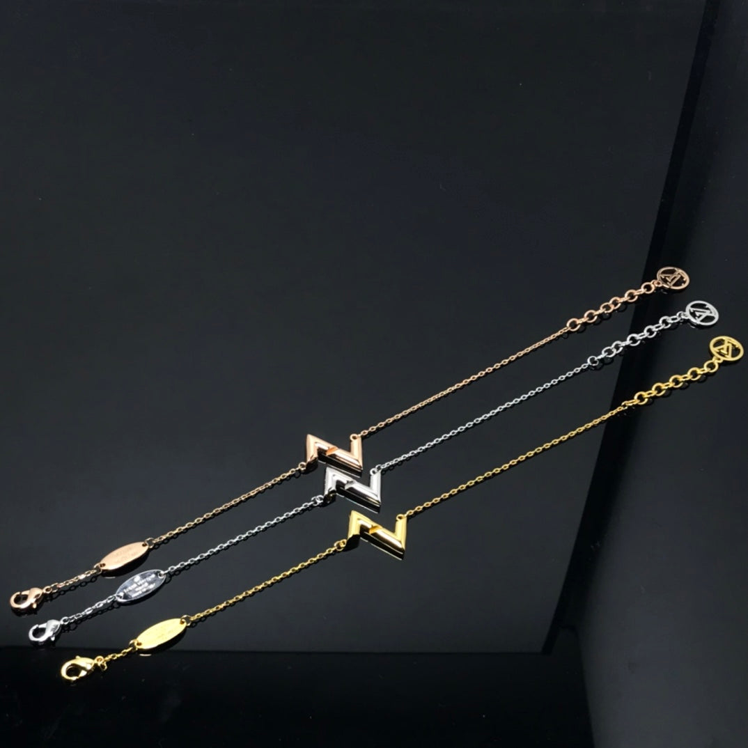 [⭐Novea]VOLT LV LOGO BRACELET