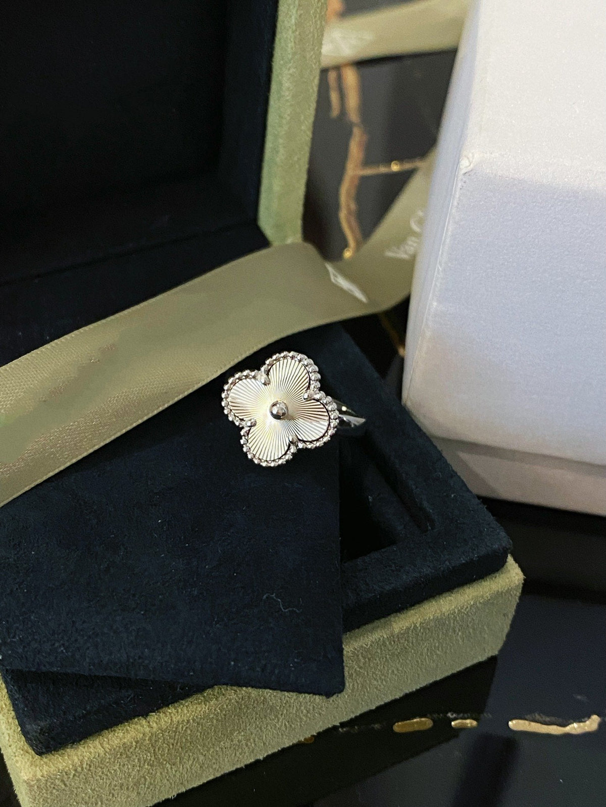 [⭐Novea]CLOVER SILVER RING