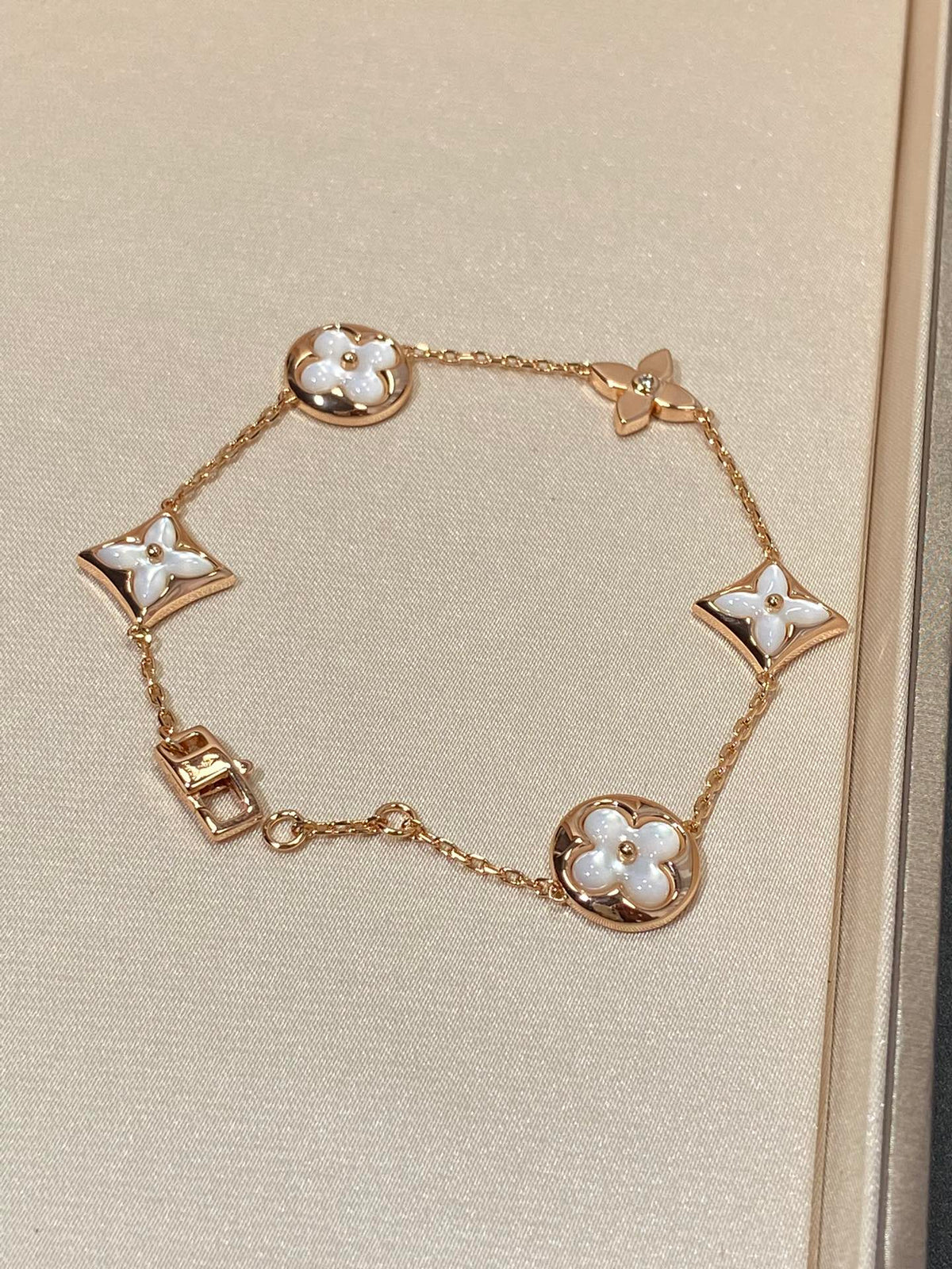 [⭐Novea]STAR AND SUN 5 MOTIF MOP PINK GOLD BRACELET