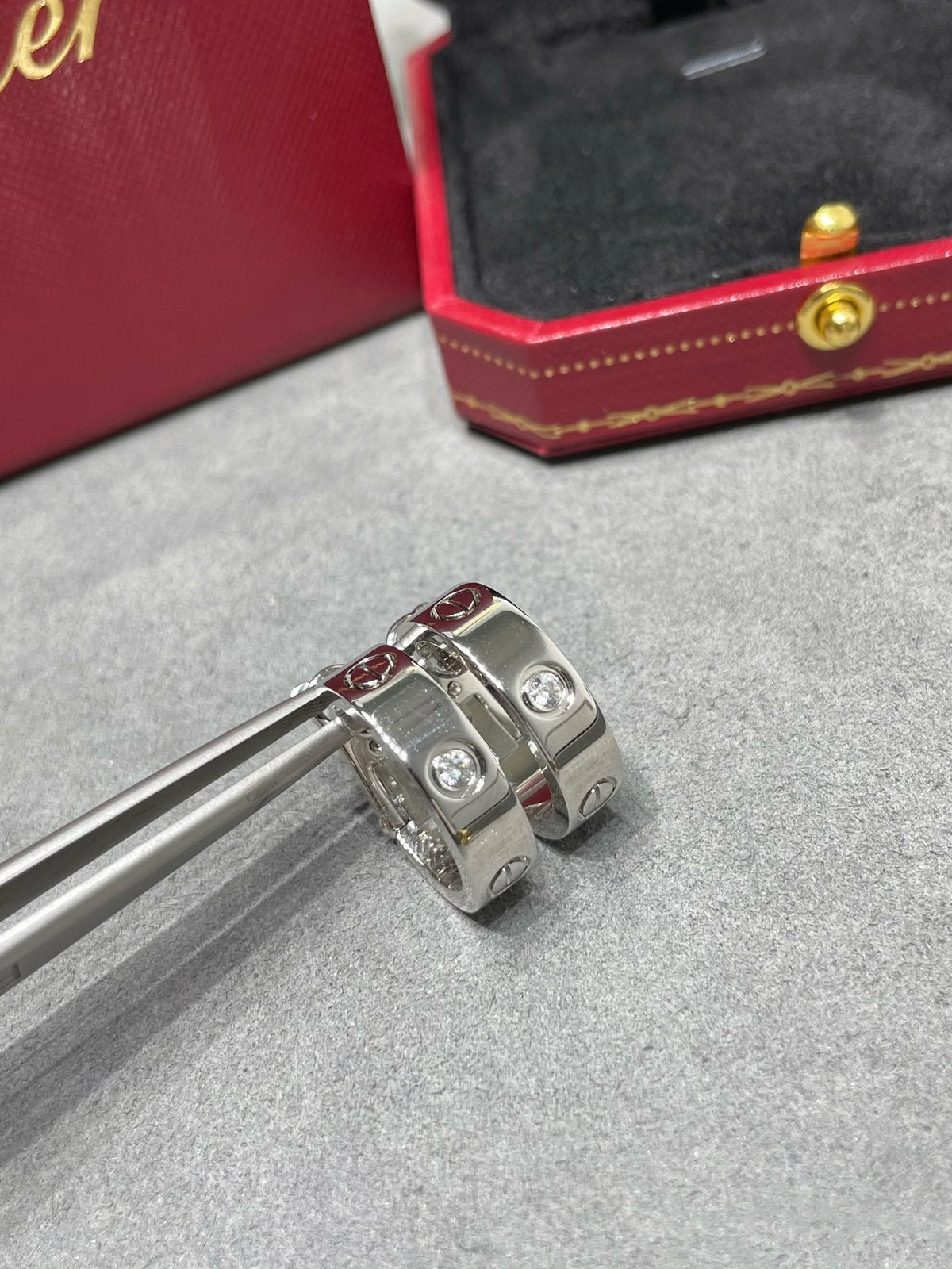 [⭐Novea]LOVE 5.5MM 1 DIAMOND EARRINGS