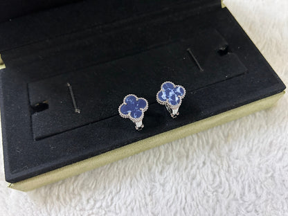 [⭐Novea]CLOVER PIETERSITE MEDIUM STUD EARRINGS
