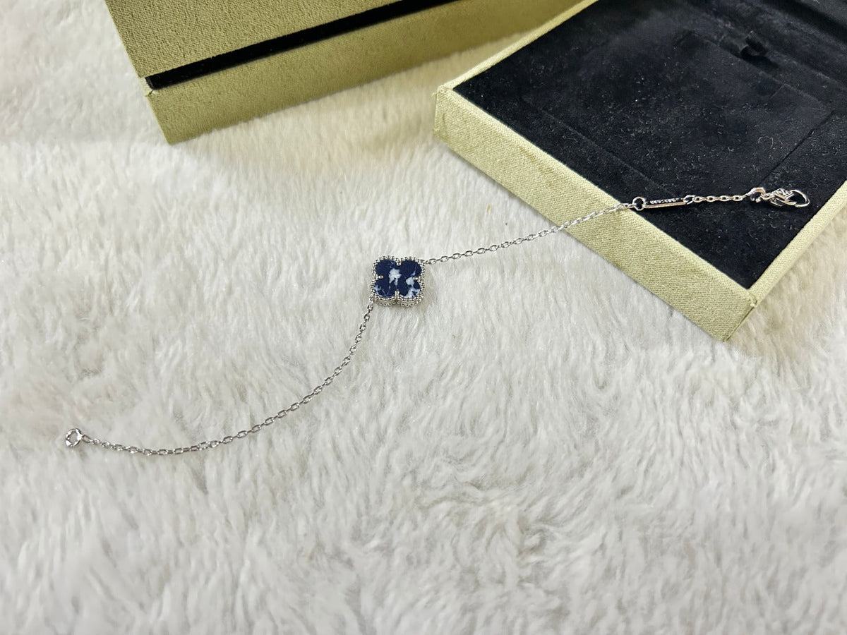 [⭐Novea]CLOVER 1 MOTIF PIETERSITE BRACELET