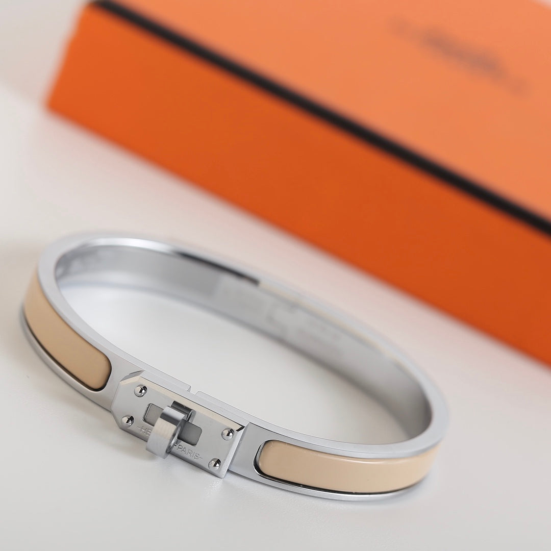 [⭐Novea]HM KELLY BEIGE BRACELET