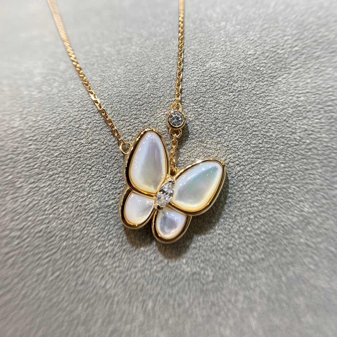 [⭐Novea]BUTTERFLY MOP DIAMOND NECKLACE