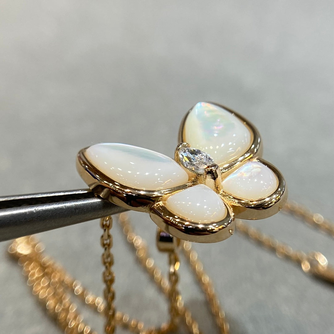[⭐Novea]BUTTERFLY MOP DIAMOND NECKLACE
