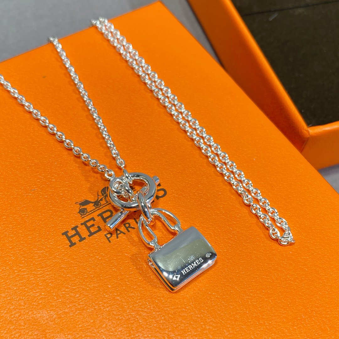 [⭐Novea]CONSTANCE PEDANT SILVER NECKLACE