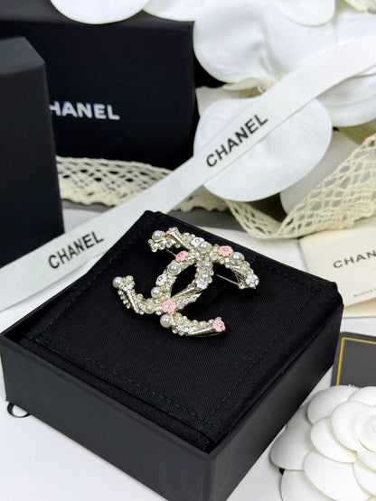 [⭐Novea]26C Pink-White Enamel Ice Cream Cone Double C Brooch