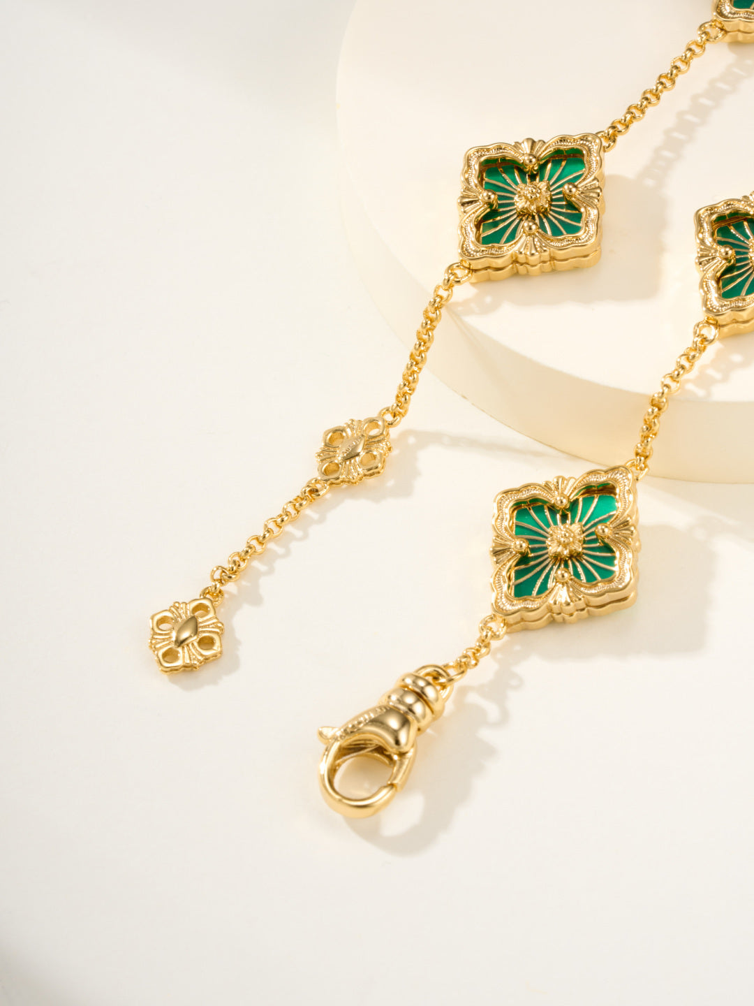 [⭐Novea]B.C.L ENAMELED Five-Flower Bracelet（Various Colors)