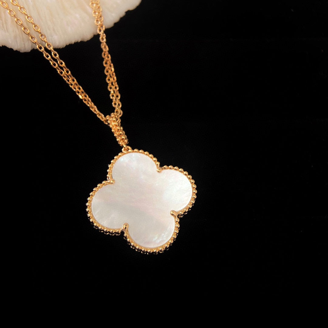 [⭐Novea]CLOVER 25MM MOP LARGE PENDANT NECKLACE