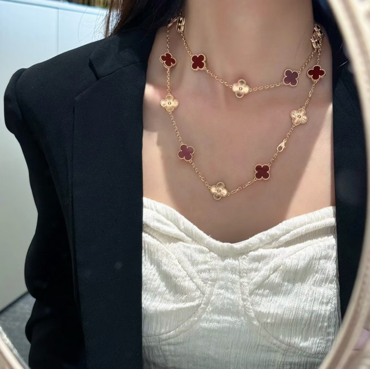 [⭐Novea]CLOVER 20 MOTIFS LASER CARNELIAN NECKLACE