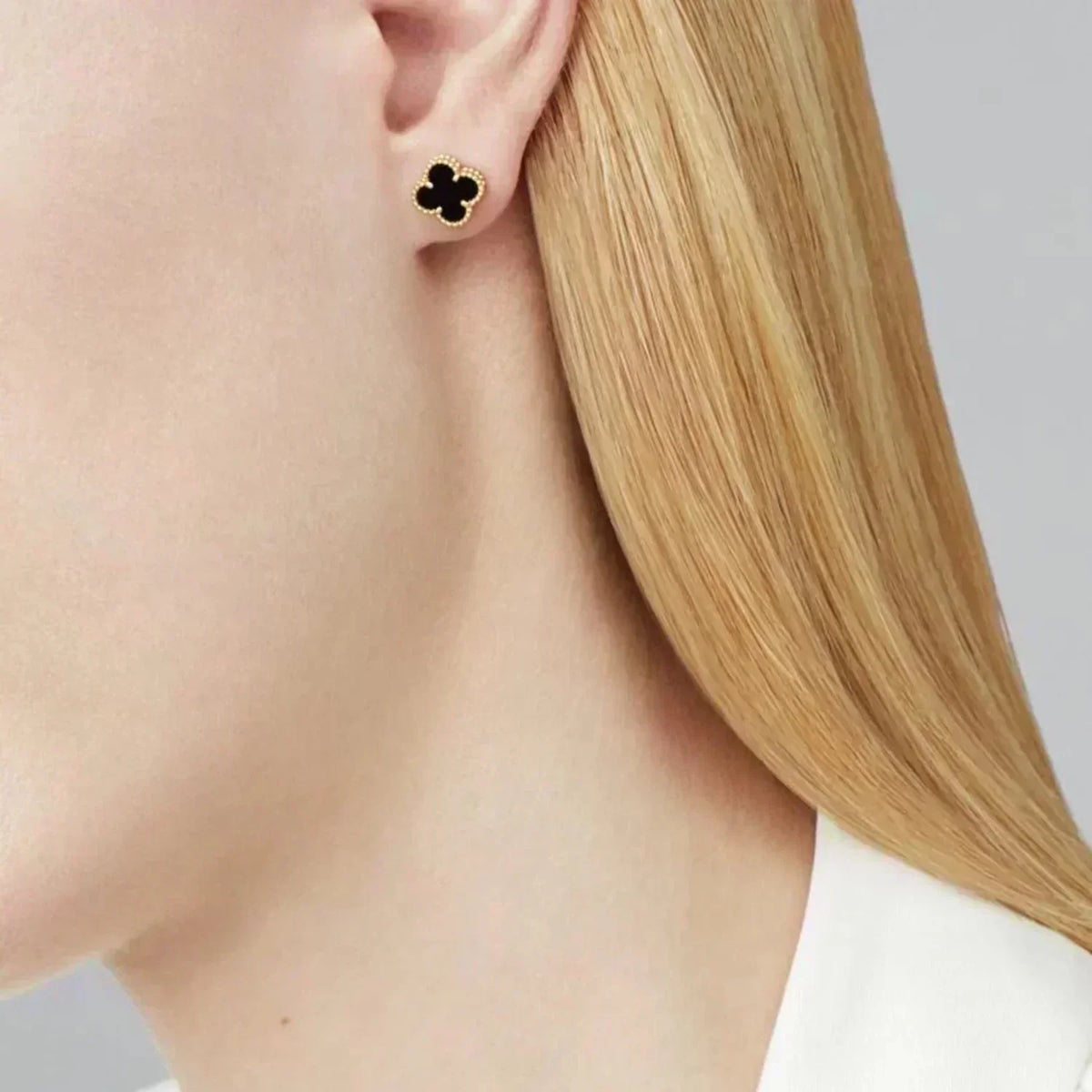 [⭐Novea]CLOVER MINI 9.5MM BLACK MOP EARRINGS