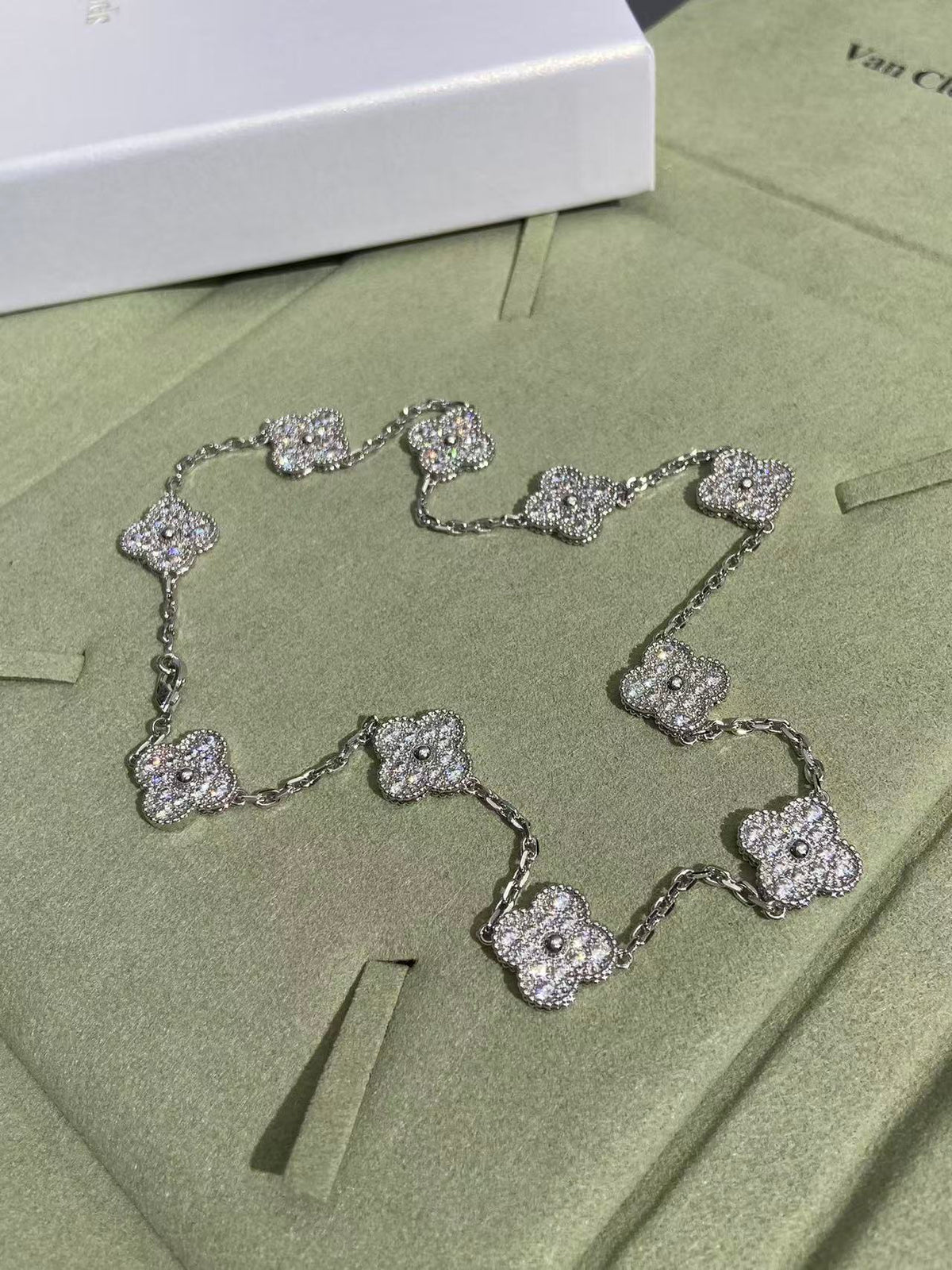 [⭐Novea]CLOVER 10 MOTIFS  FULL DIAMOND NECKLACE
