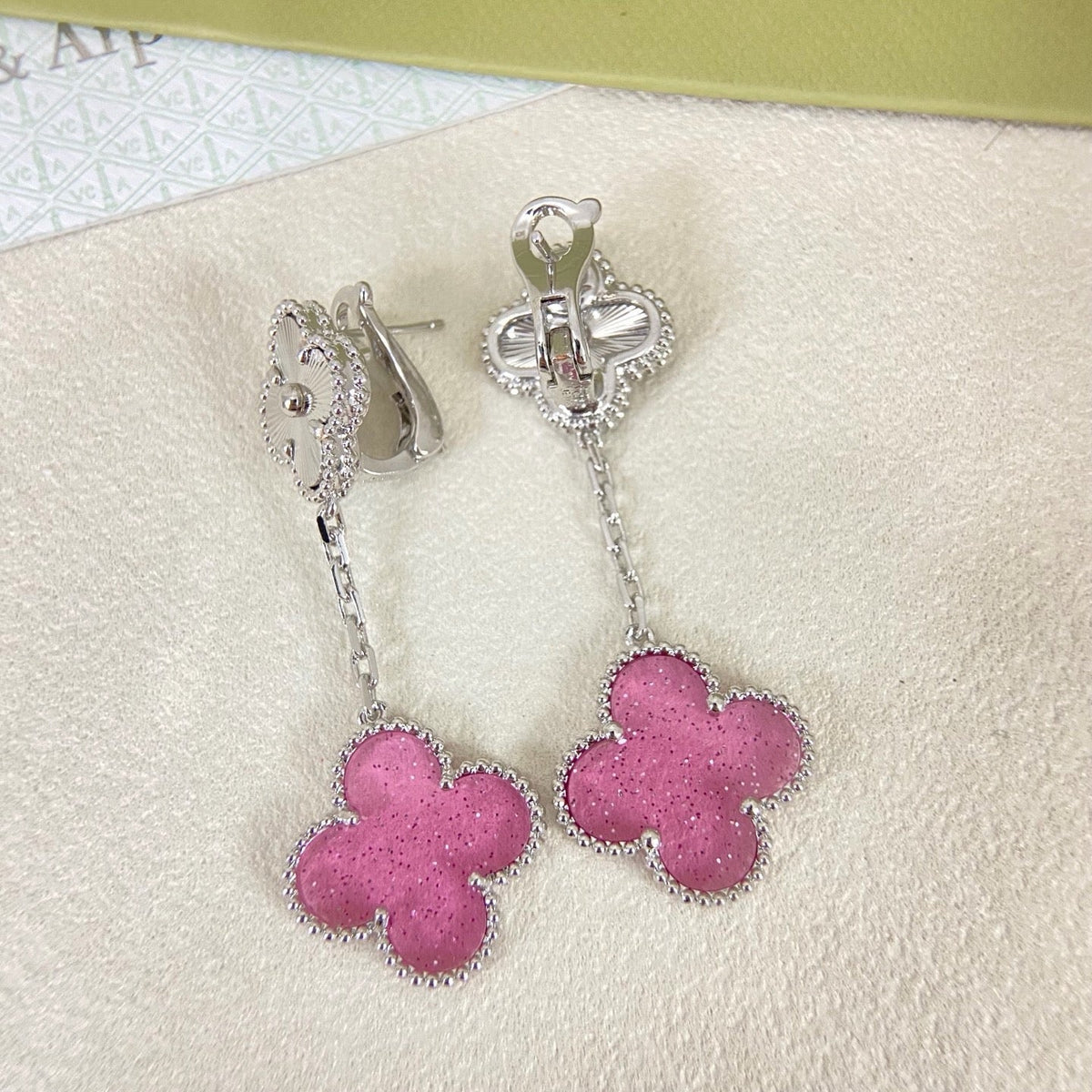 [⭐Novea]2026 NEW CLOVER 2 MOTIF  BUBBLE PINK ENAMEL