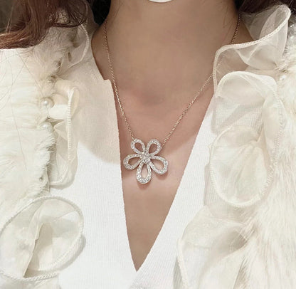 [⭐Novea]FLOWERLACE NECKLACE FULL DIAMONDS