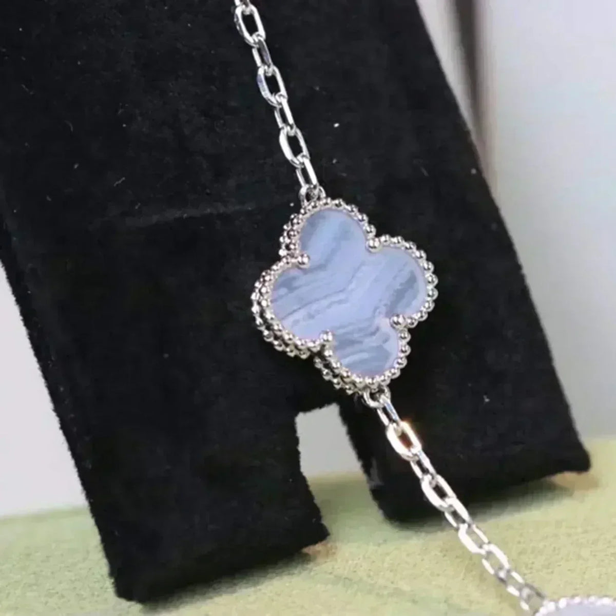 [⭐Novea] CLOVER 5 MOTIF PURPLE CHALCEDONY BRACELET COLLECTION