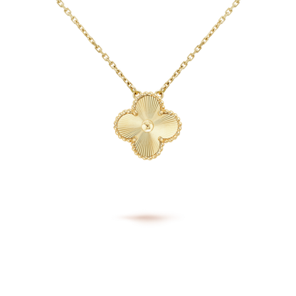 [⭐Novea]CLOVER 15MM LASER NECKLACE AND BOX