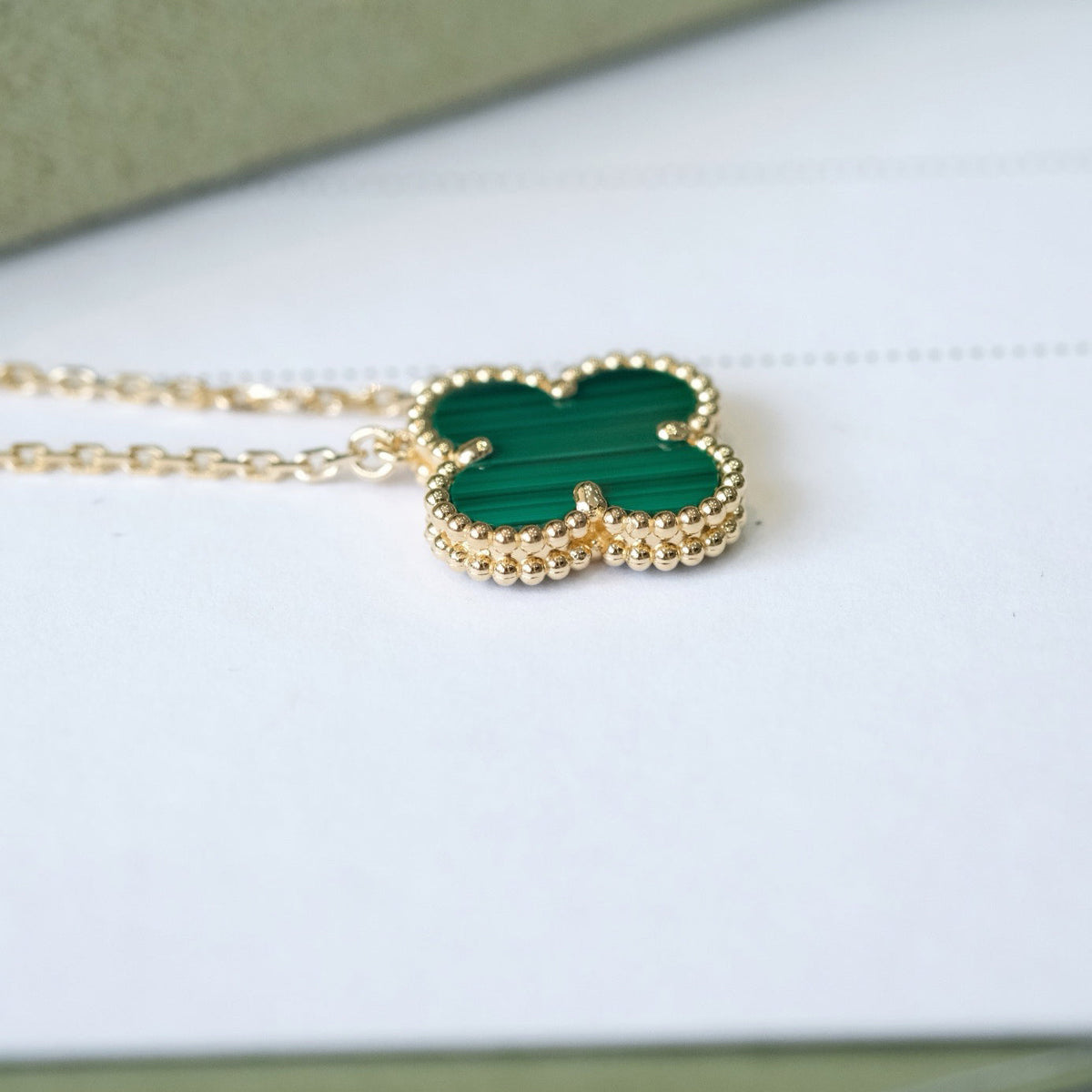 [⭐Novea]CLOVER 15MM MALACHITE SINGLE FLOWER  NECKLACE