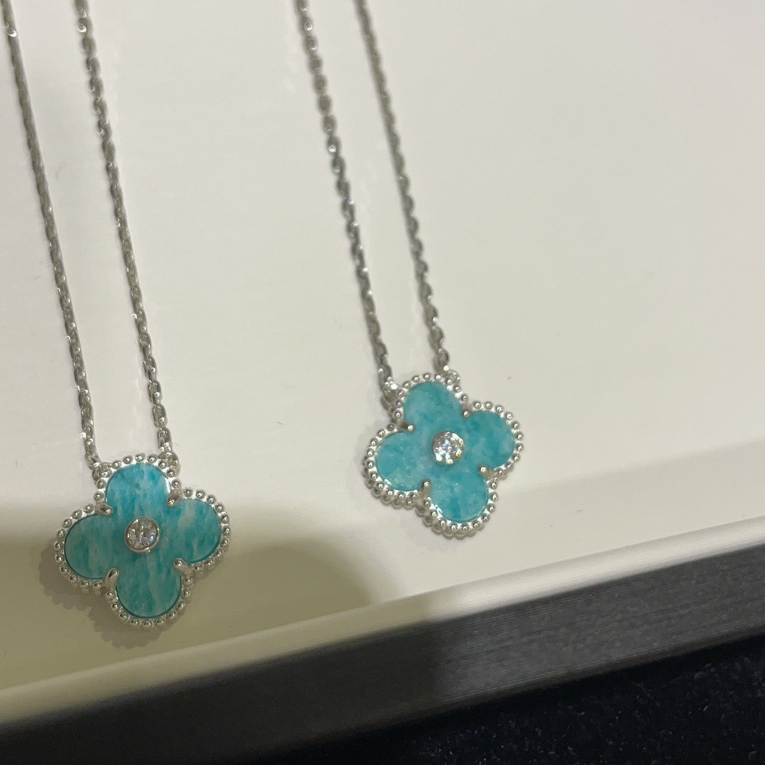[⭐Novea]CLOVER 15MM DIAMOND SVRES PORCELAIN  NECKLACE SILVER