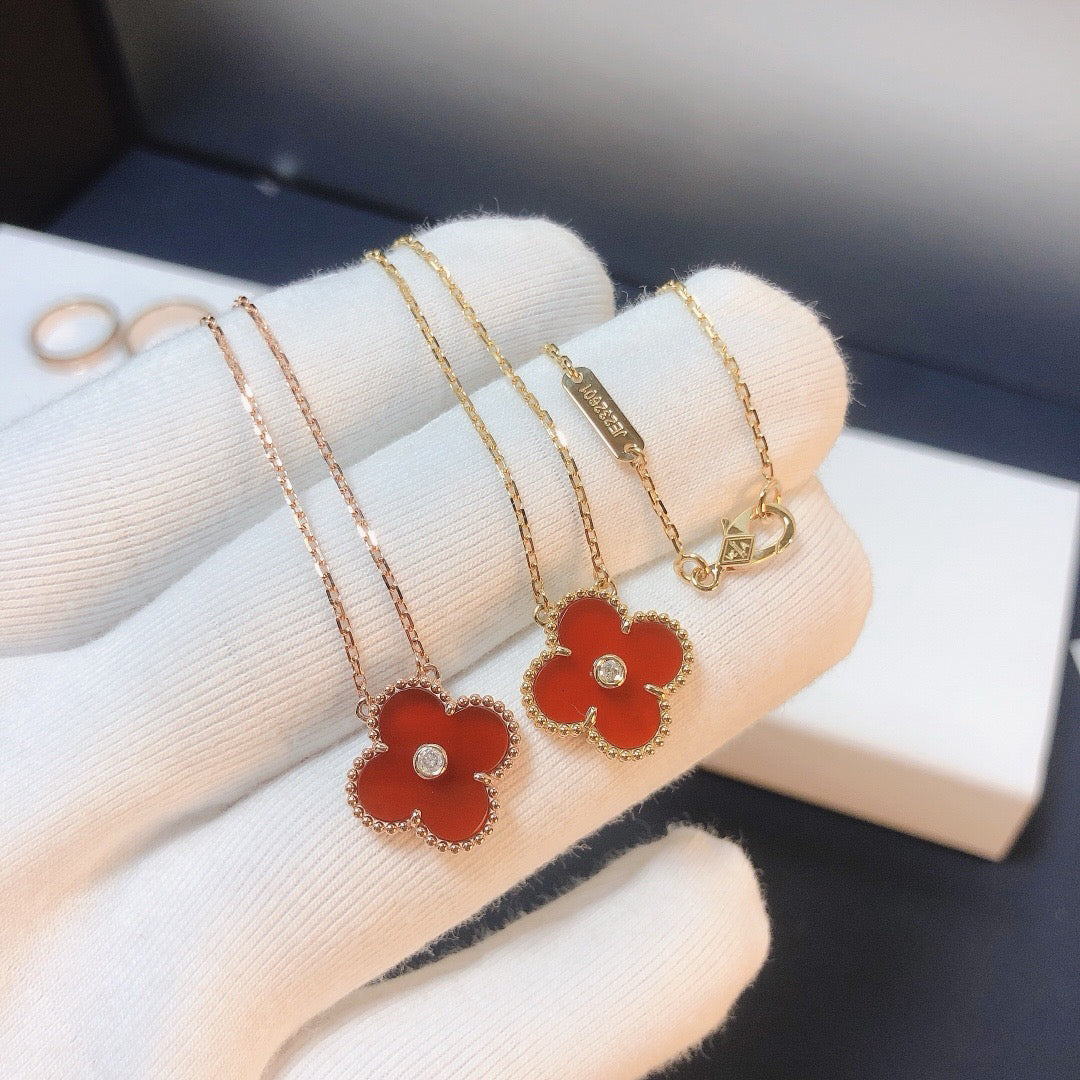 [⭐Novea]CLOVER 15MM DIAMOND CARNELIAN NECKLACE