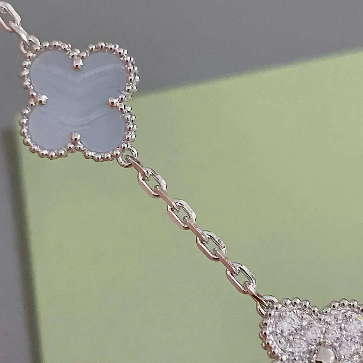[⭐Novea] CLOVER 5 MOTIF PURPLE CHALCEDONY BRACELET COLLECTION