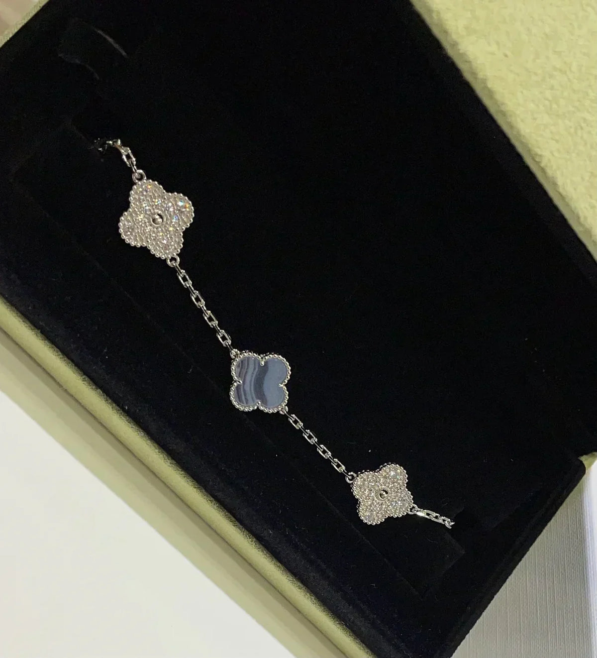 [⭐Novea] CLOVER 5 MOTIF PURPLE CHALCEDONY BRACELET COLLECTION