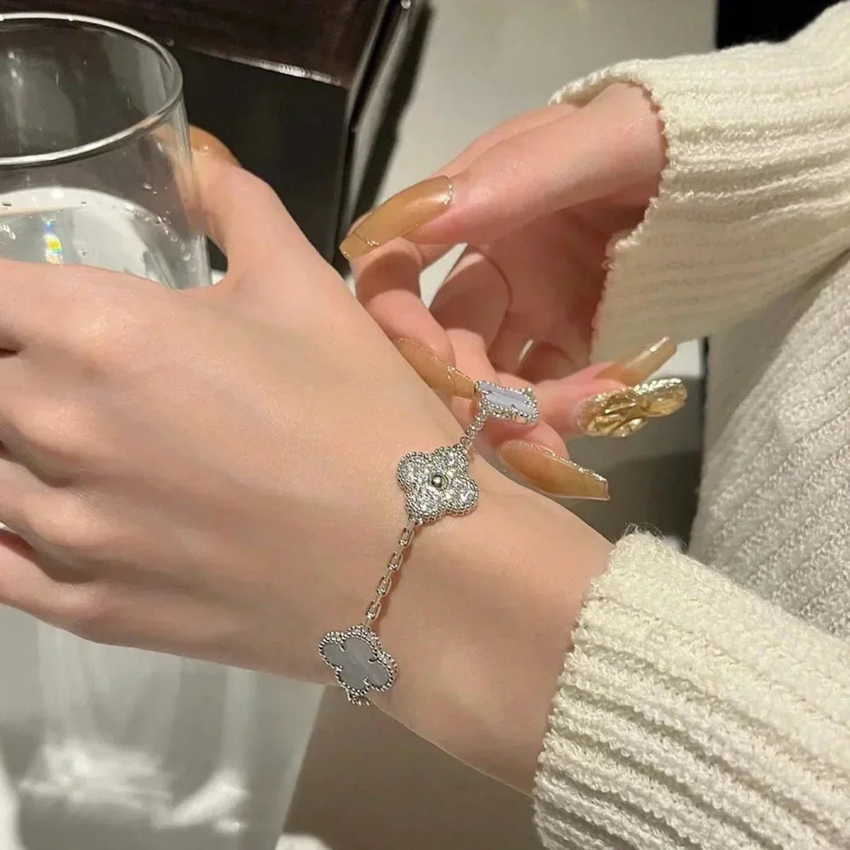 [⭐Novea] CLOVER 5 MOTIF PURPLE CHALCEDONY BRACELET COLLECTION