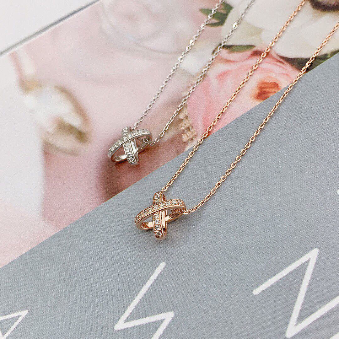 [⭐Novea]JEUX DE DIAMOND NECKLACE
