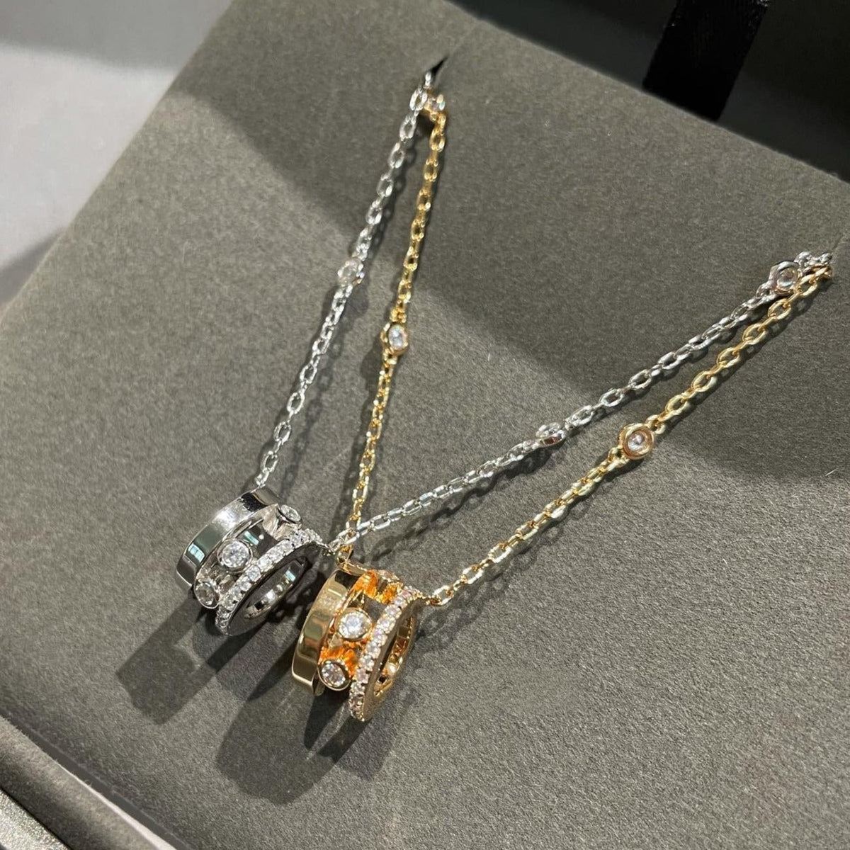 [⭐Novea]CHAIN MOVE ROMANE PEDAND NECKLACE