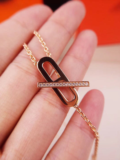 [⭐Novea]HM FIRE PIG NOSE NECKLACE TRENDY STREET